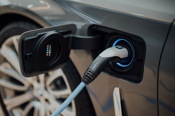 6 raisons convaincantes d'opter pour un véhicule électrique en 2023