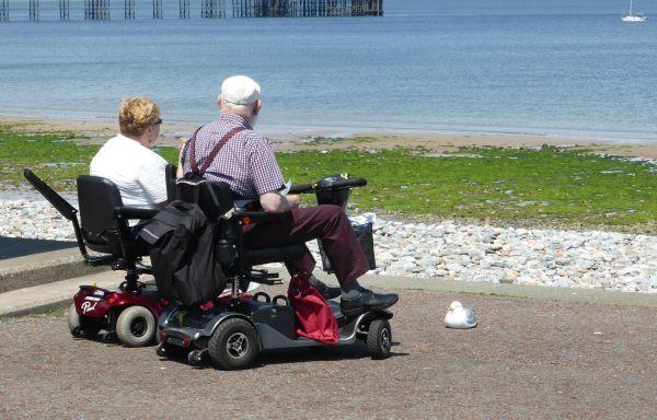 Scooters handicapés : retrouvez votre indépendance !